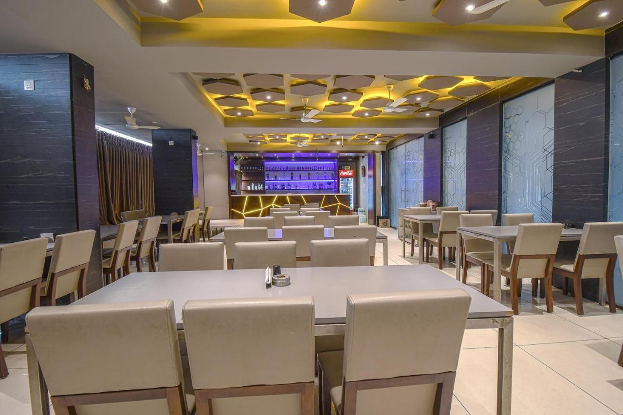 Hotel Ravikiran Colhapur Exterior foto
